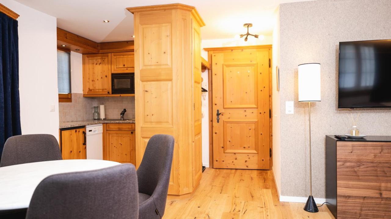 Wunderstay Alpine 3 Chic Studio Central Location Клостерс Экстерьер фото